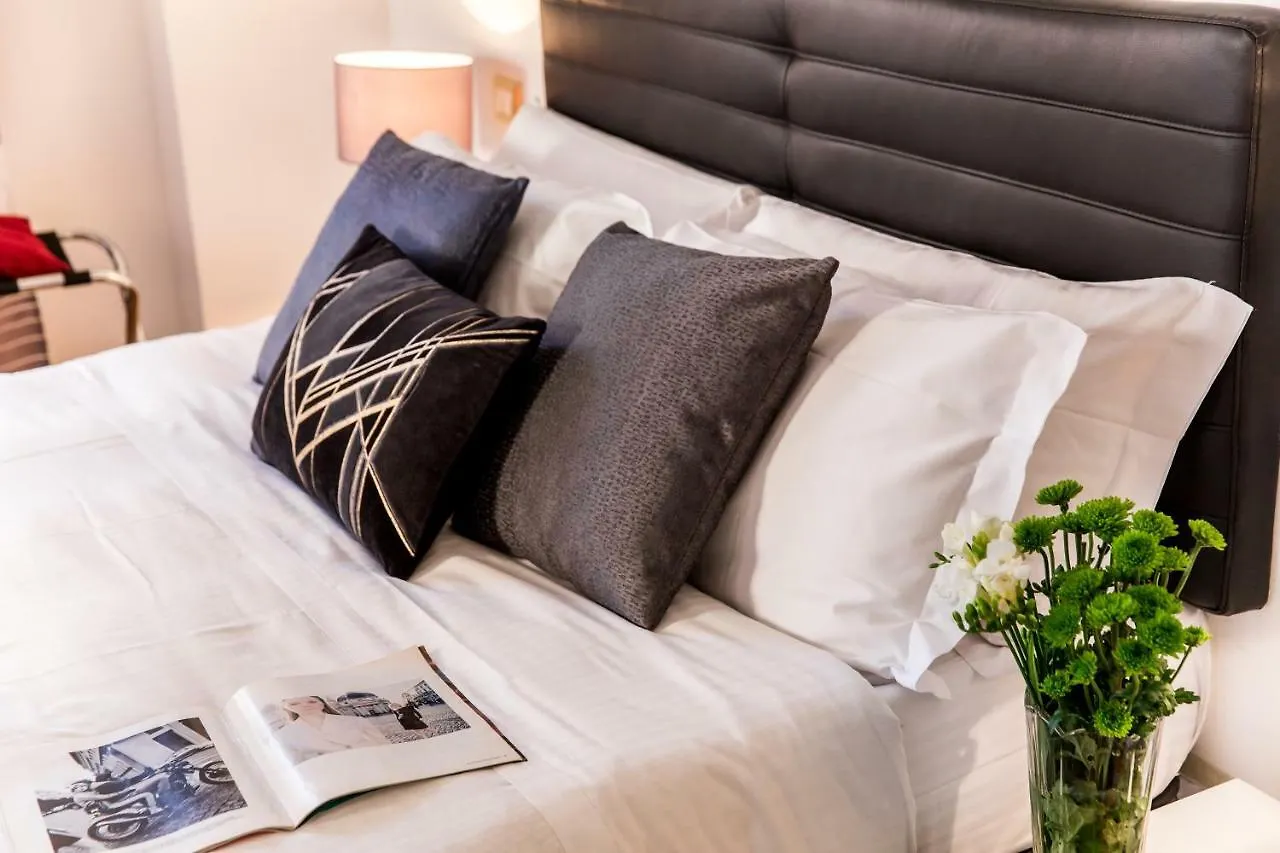 Sant'Angelo Apartments Rome